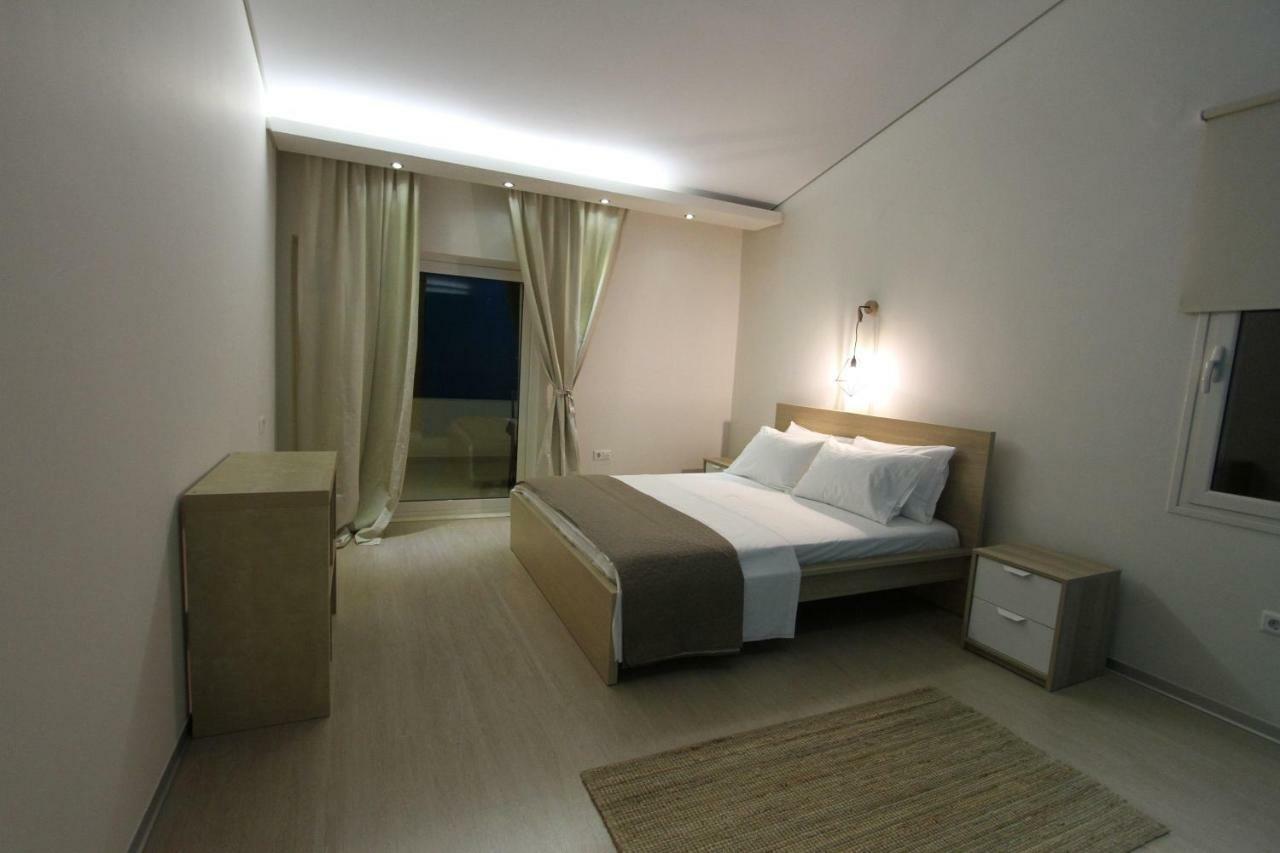 Aerides Luxury Villa Palaiontsiflikion Exterior foto