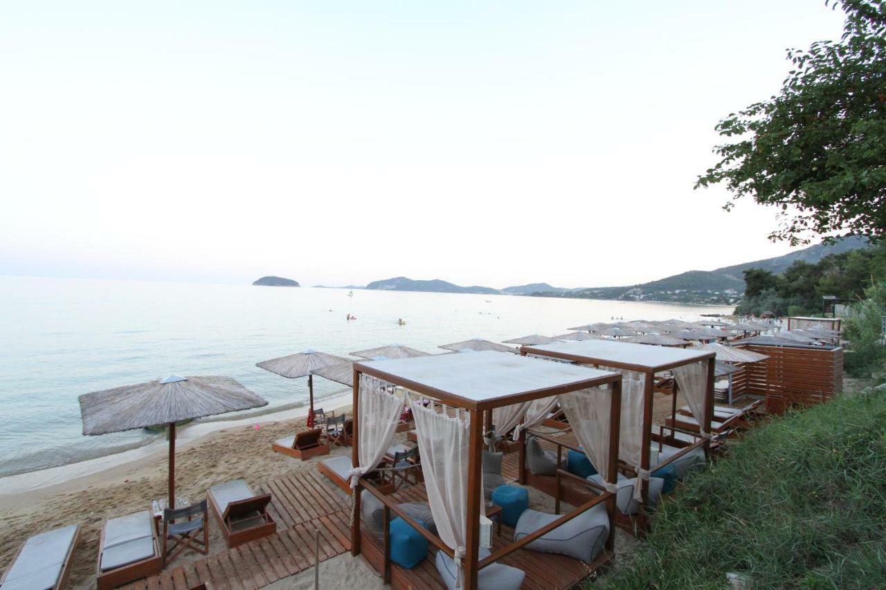 Aerides Luxury Villa Palaiontsiflikion Exterior foto