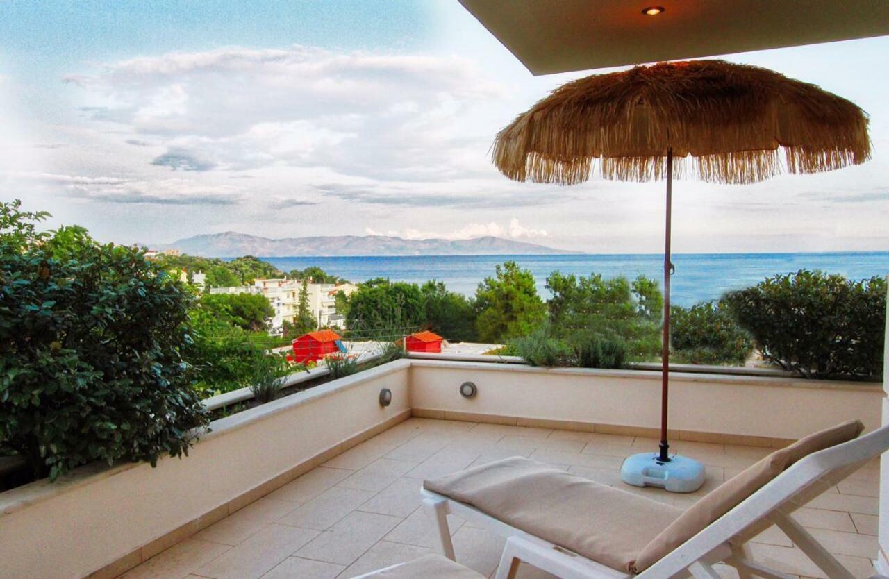Aerides Luxury Villa Palaiontsiflikion Exterior foto
